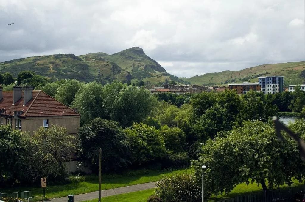 Lochend Serviced Apartments - photo 22
