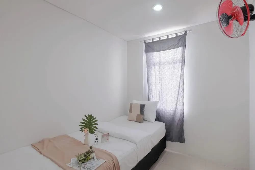 Best Deal and Comfy 2BR Apartment at Vittoria Residence - photo 1