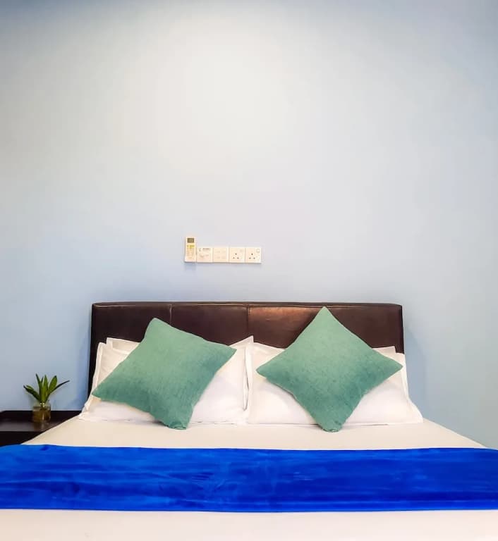 Hide Inn Blue - photo 3