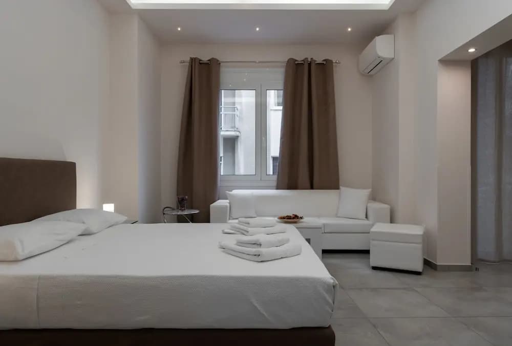 Alekos Apartments 2 Netflix, Self Check-In - photo 2