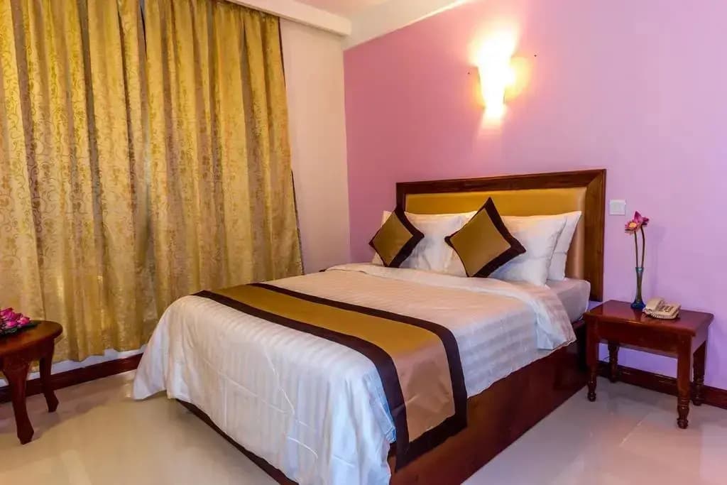 Angkor Riverside Hotel - photo 4