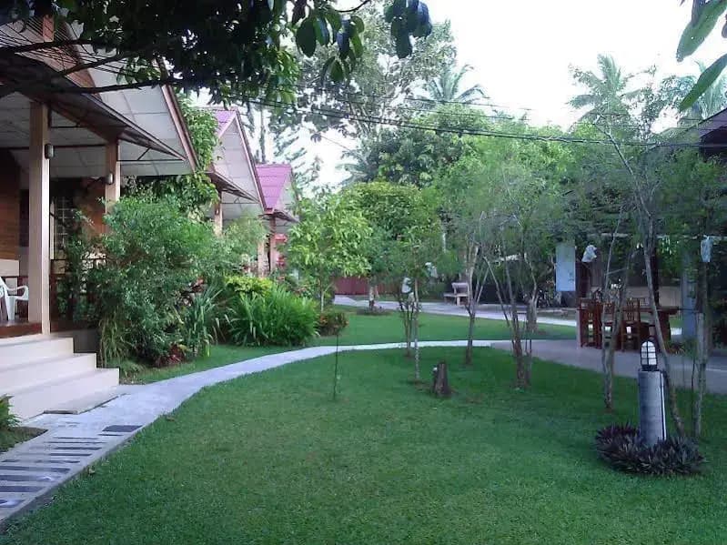 Ruan Rom Mai Bungalow - photo 12