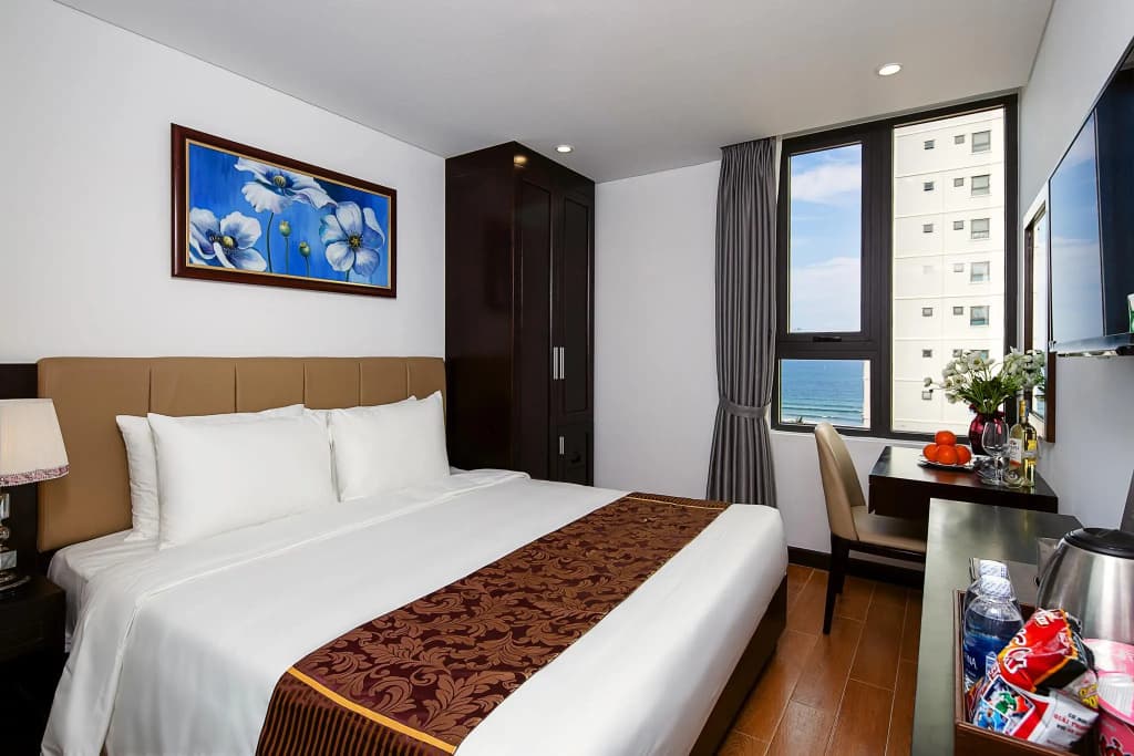 Golden Line Danang Hotel - photo 4