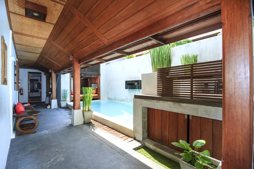 Pao Jin Poon Beach Front Villa - photo 18