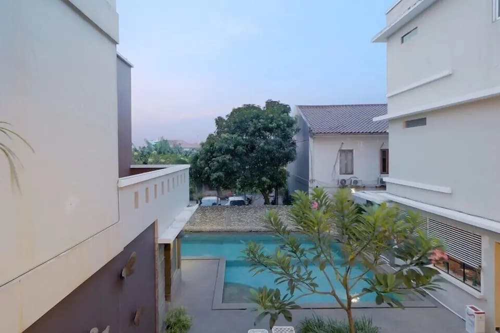 OYO 128 Mutiara Suites - photo 18