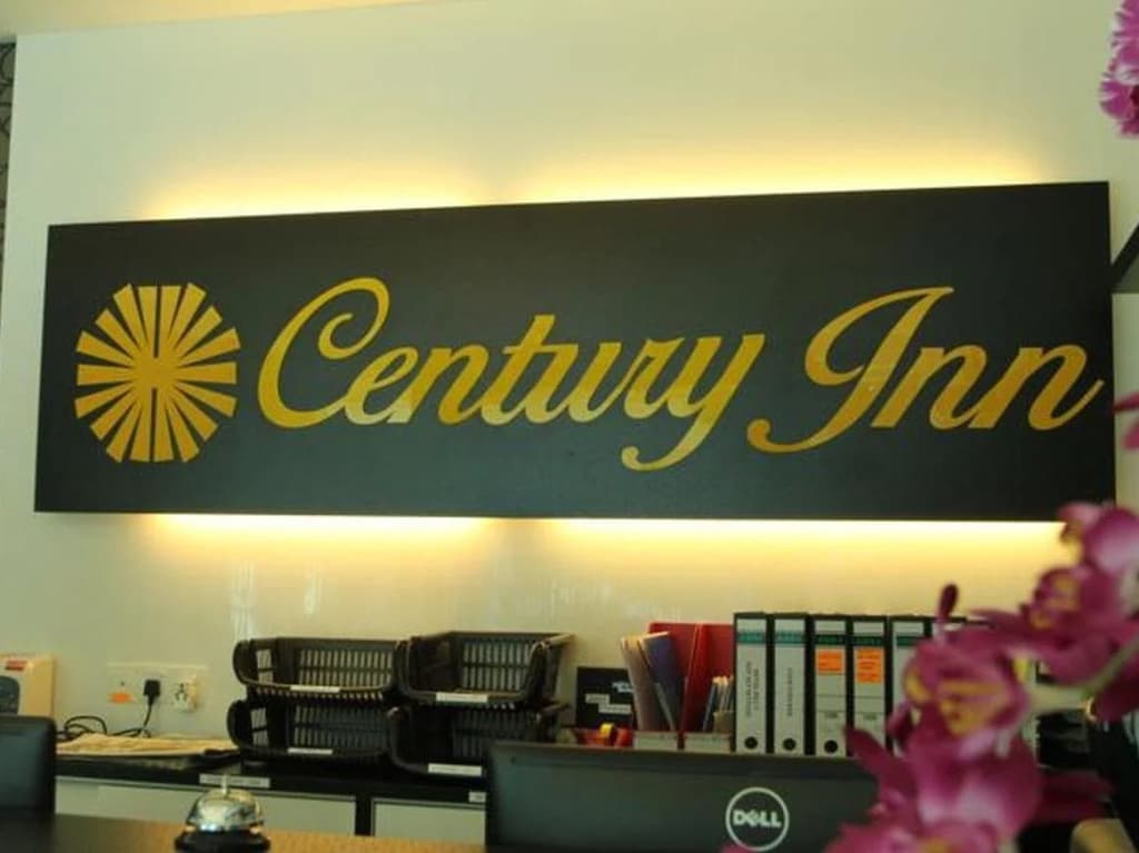 Century Inn Hotel - photo 5