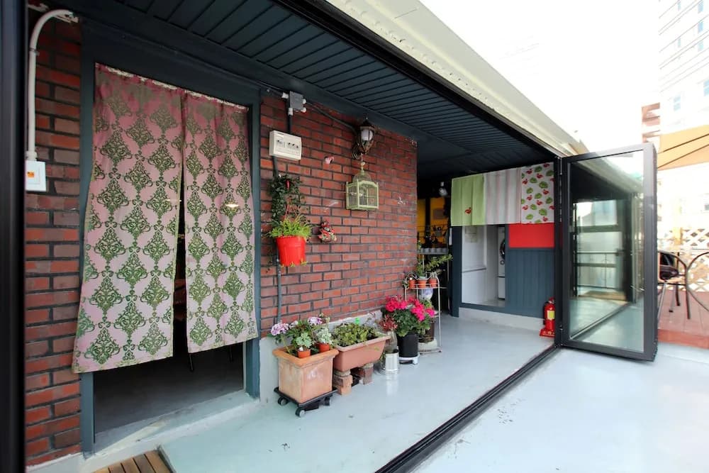 Parasol House - photo 11