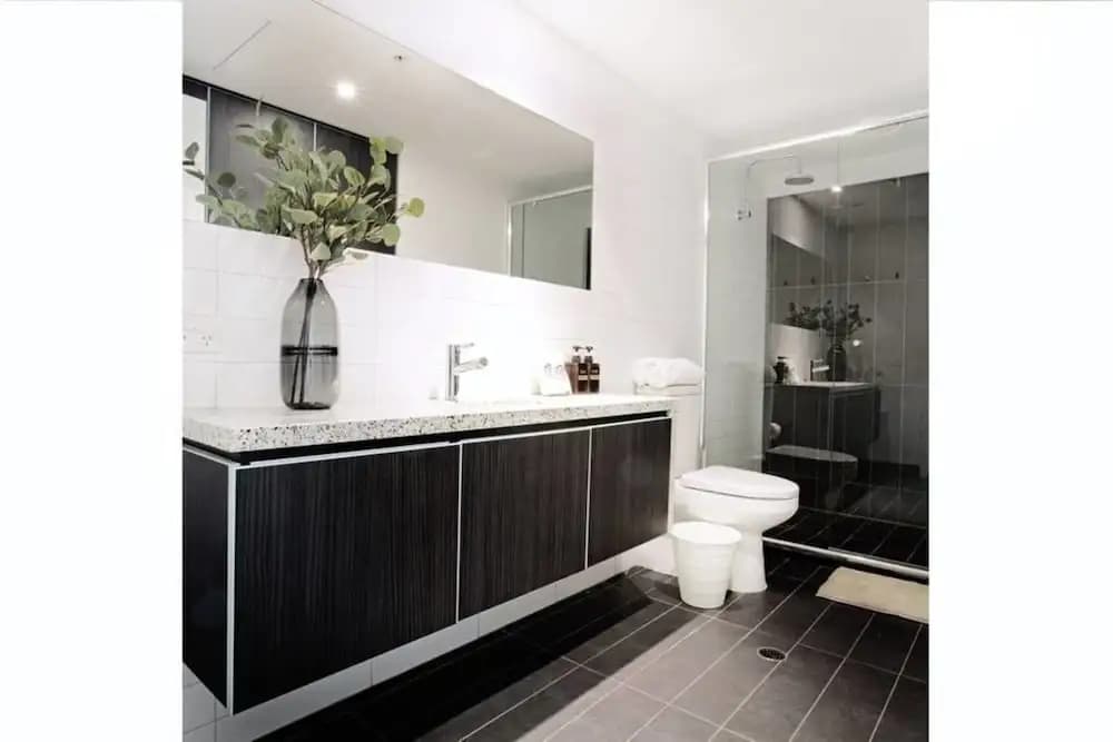 27 Docklands - photo 9