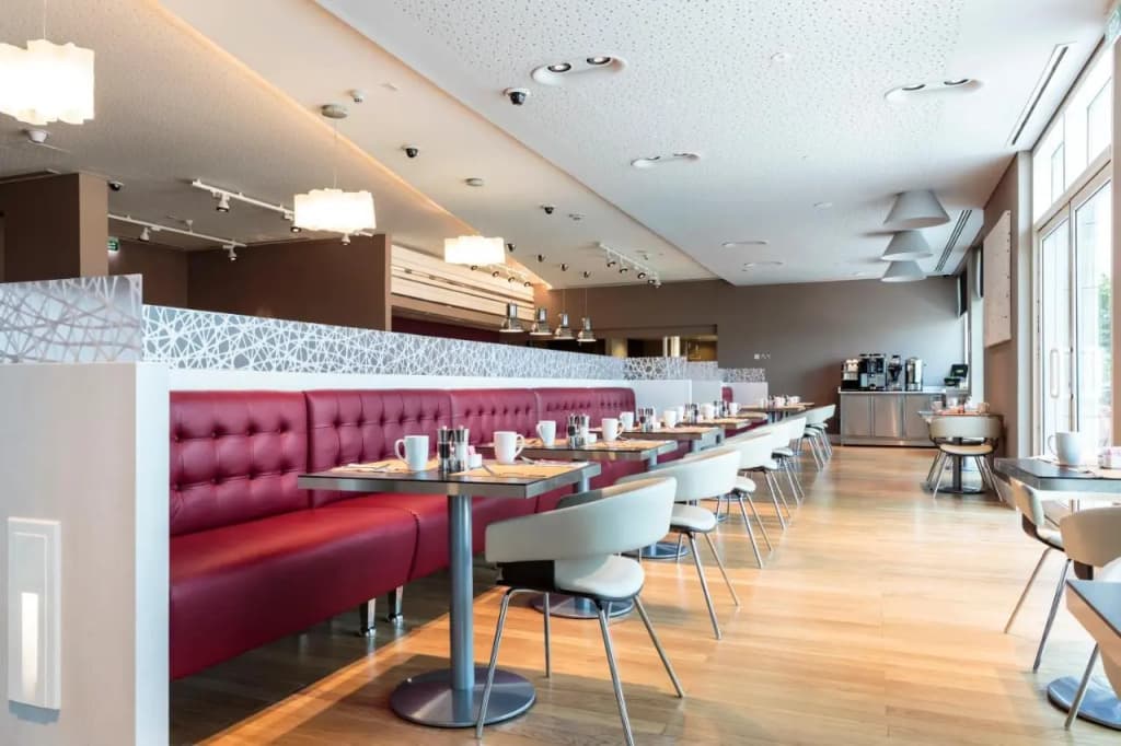 Premier Inn Doha Education City Hotel - photo 38