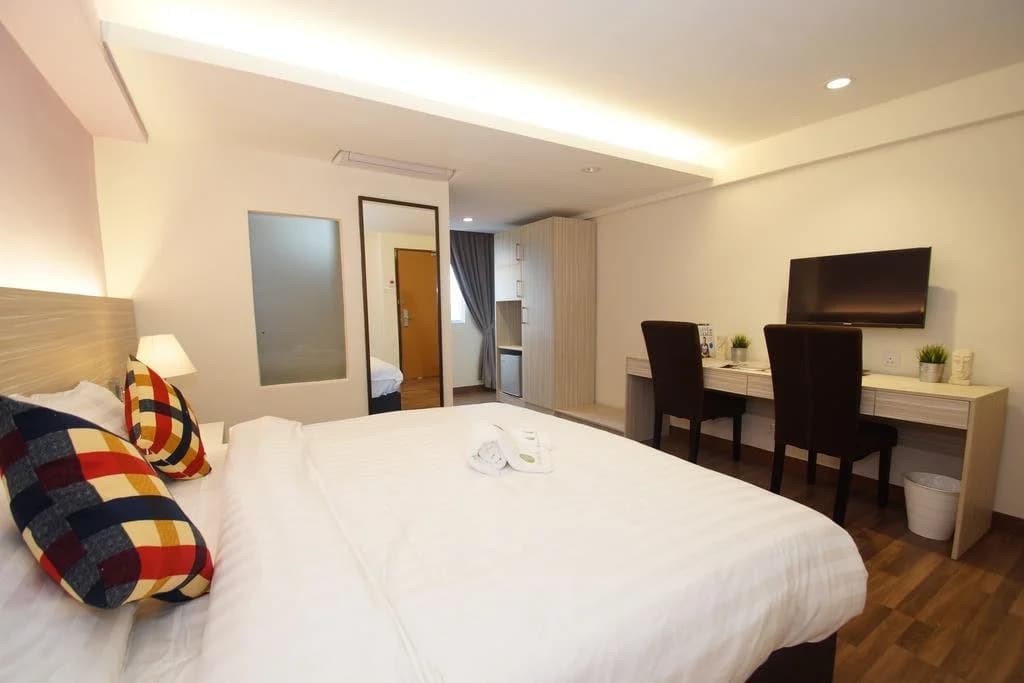 Good Luck Inn - photo 4