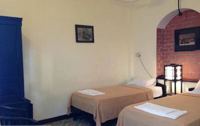 White Lion 2 Hotel - photo 2