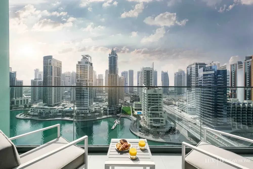 LUX Contemporary Suite View 7 - photo 13