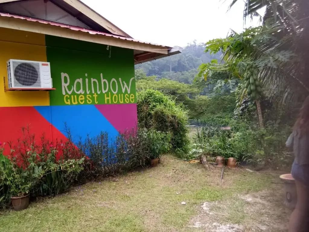 Taman Negara Rainbow Guest House - photo 3