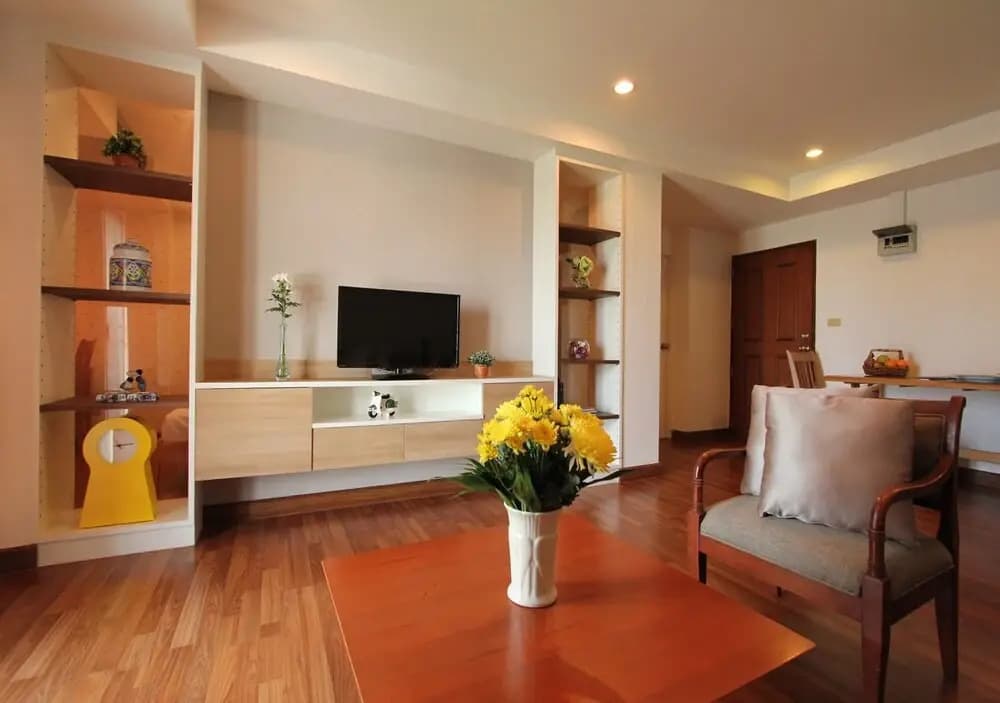 The East Bank Residence - photo 3