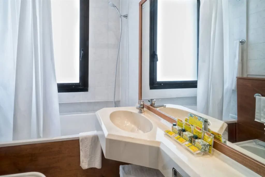 B&B Hotel Firenze Pitti Palace al Ponte Vecchio - photo 15