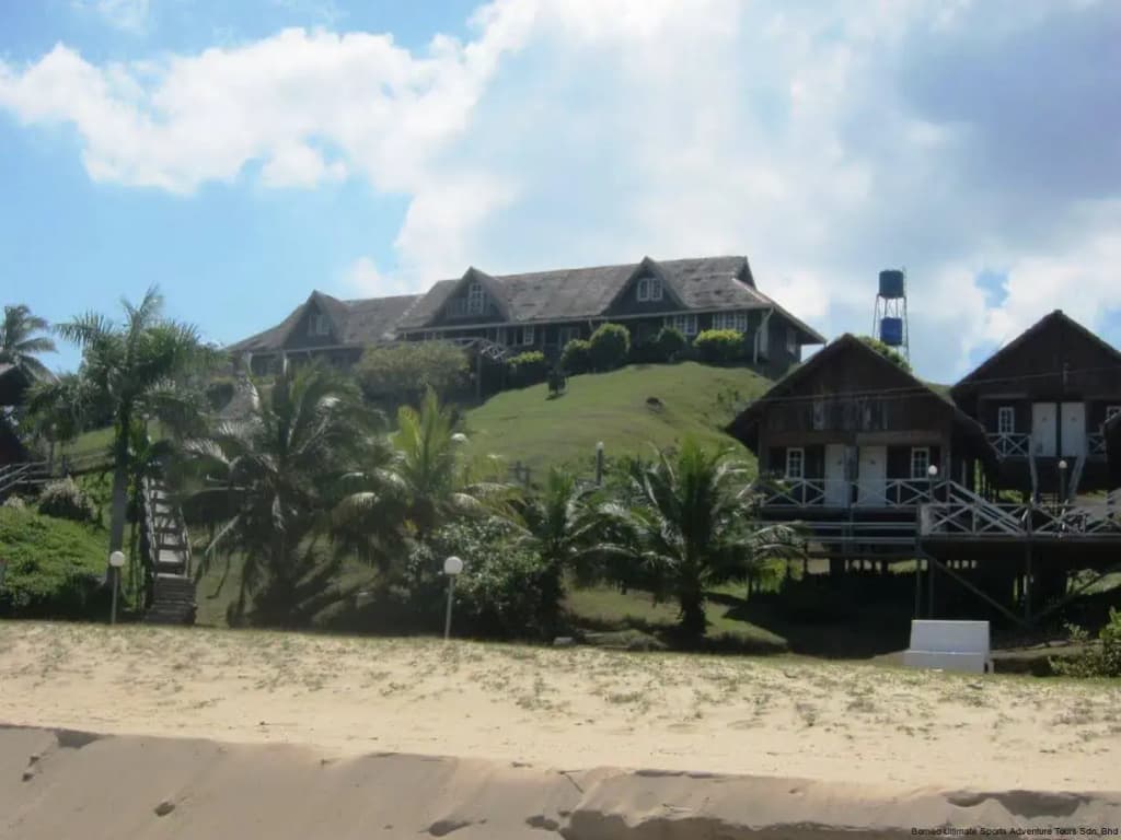 Borneo Tempurung Seaside Lodge - photo 2