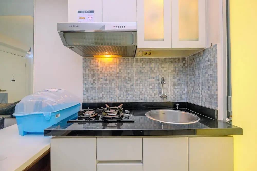 Minimalist and Cozy 2BR Apartment at Kalibata City Residence - photo 12
