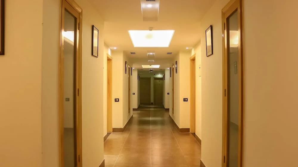 Dee Marks Hotel and Resorts - photo 10