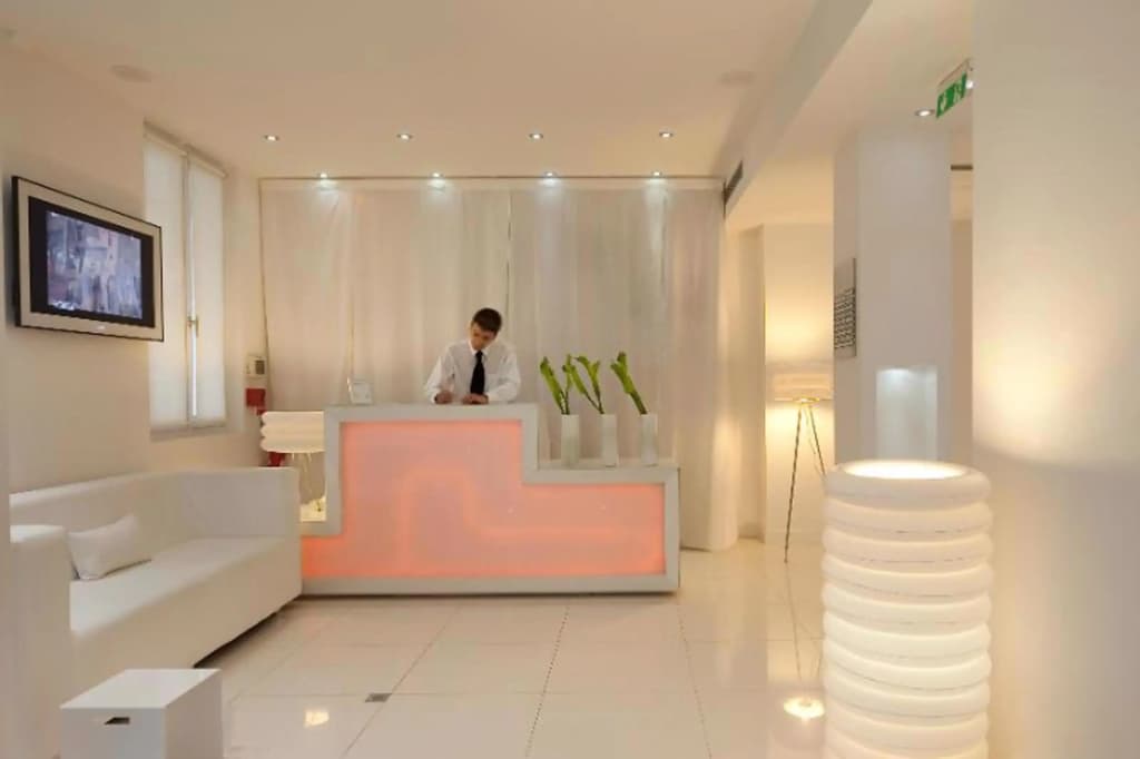 BLC Design Hotel - photo 2