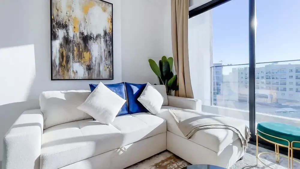 Elite LUX Holiday Homes - Luxe Gardenia 2BR Haven in Arjan Dubai - photo 4