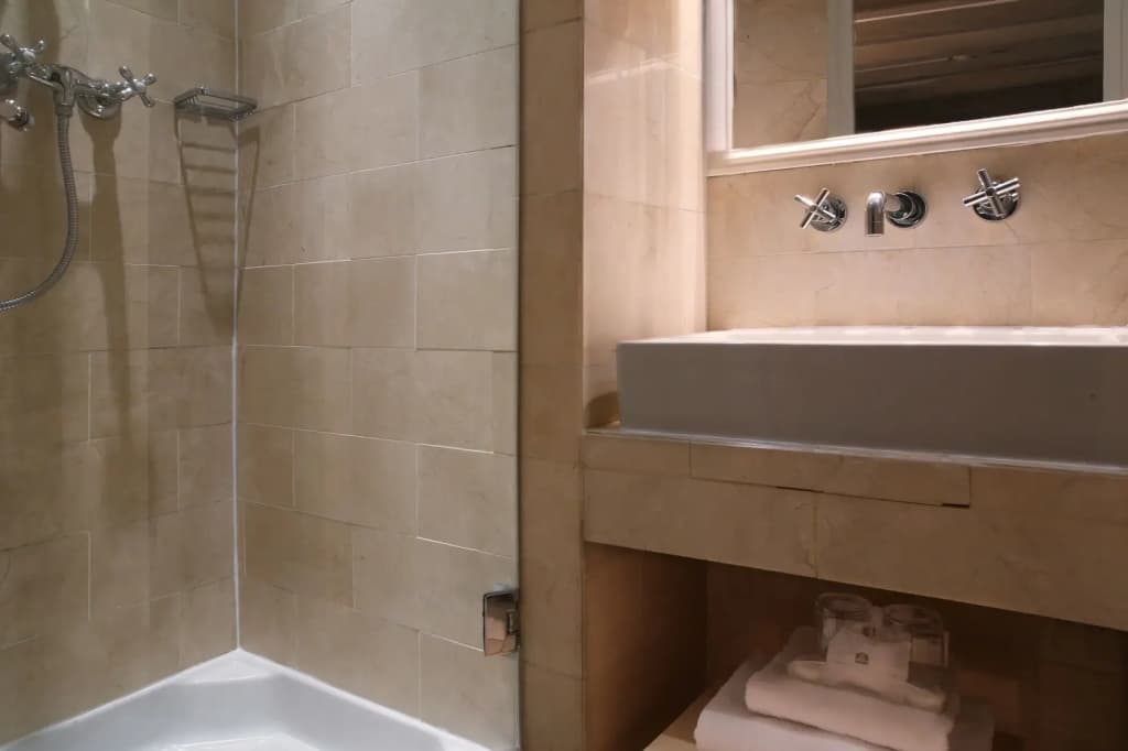 Hôtel Saint Martin Bastille - photo 42