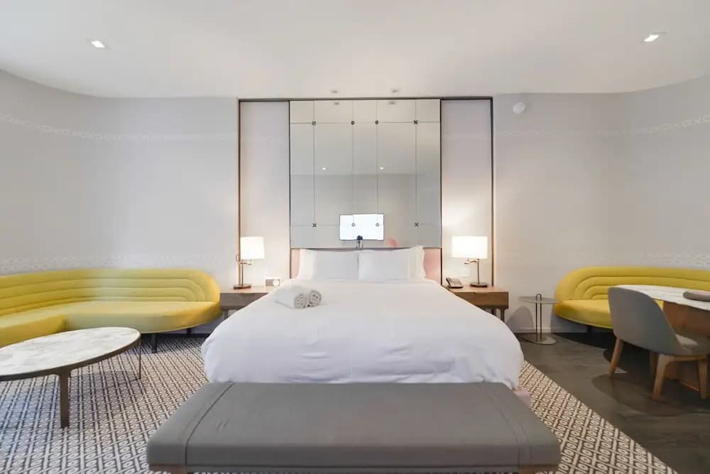 Luxury Suites in Brickell - photo 3