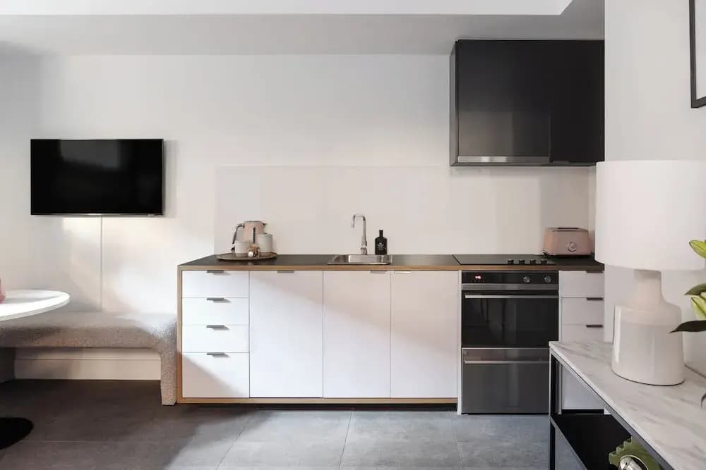 MAC Middle Park by Melbourne Apartment Collection - photo 8