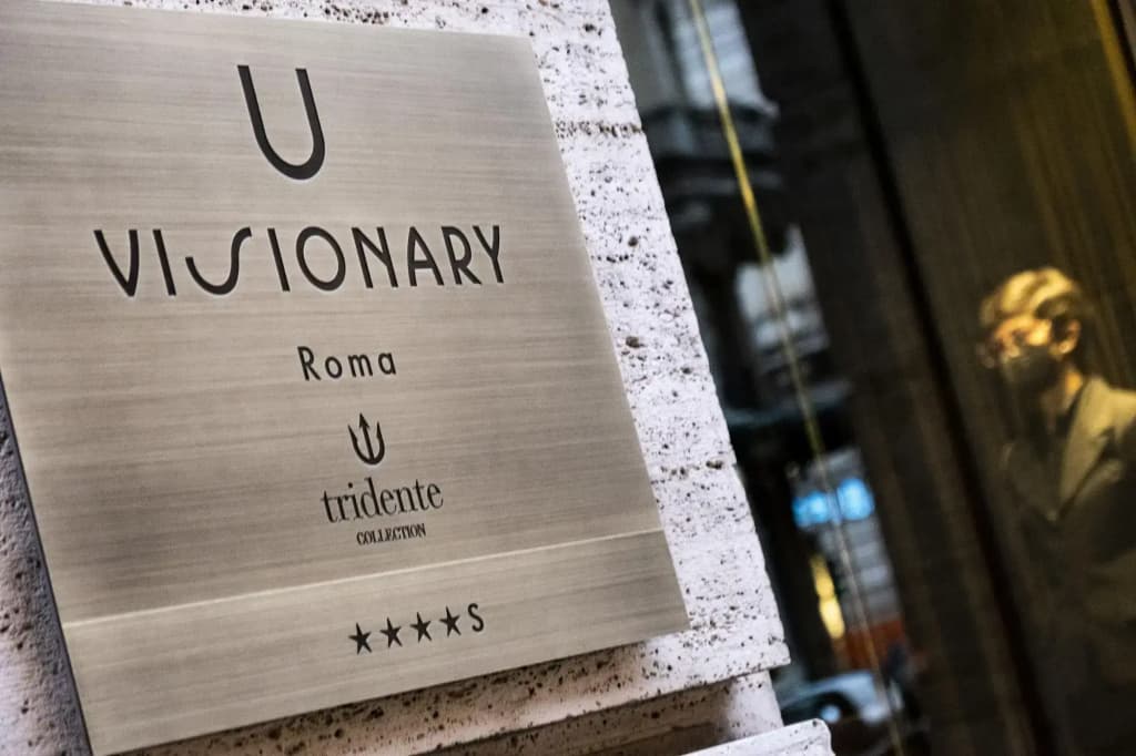 U-Visionary Roma Hotel - photo 25