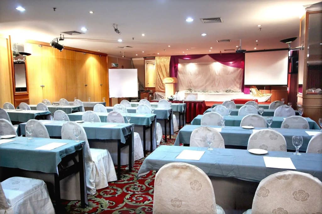 Kuching Park Hotel - photo 15