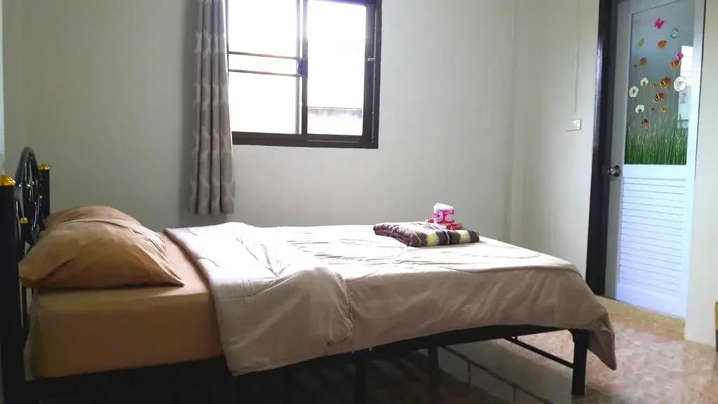 D & N hostel - photo 14