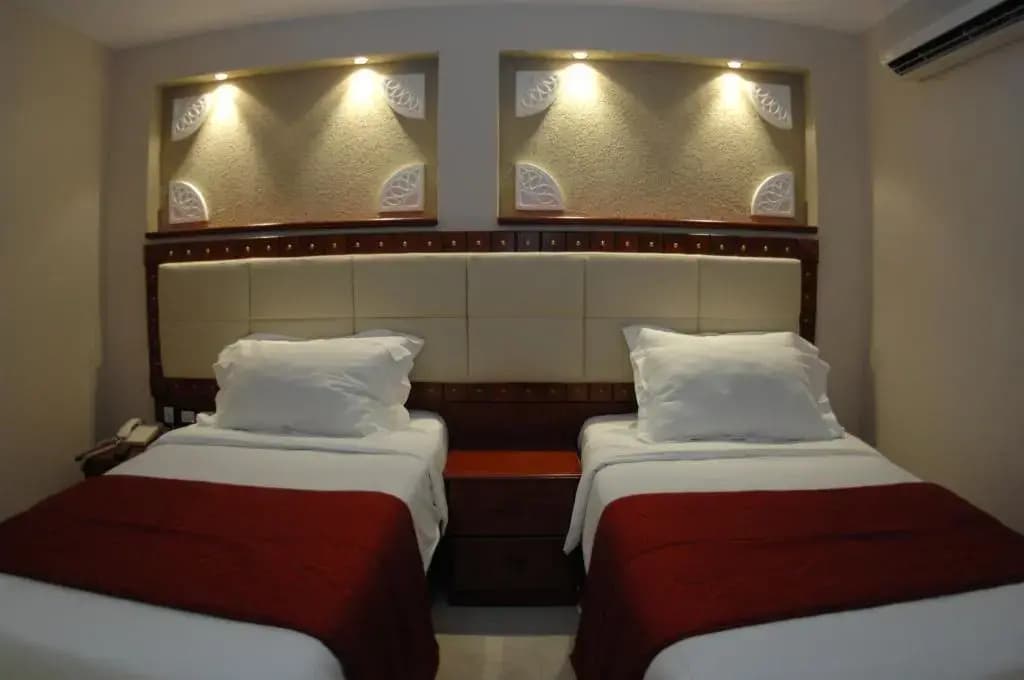 Al Liwan Suites - photo 26