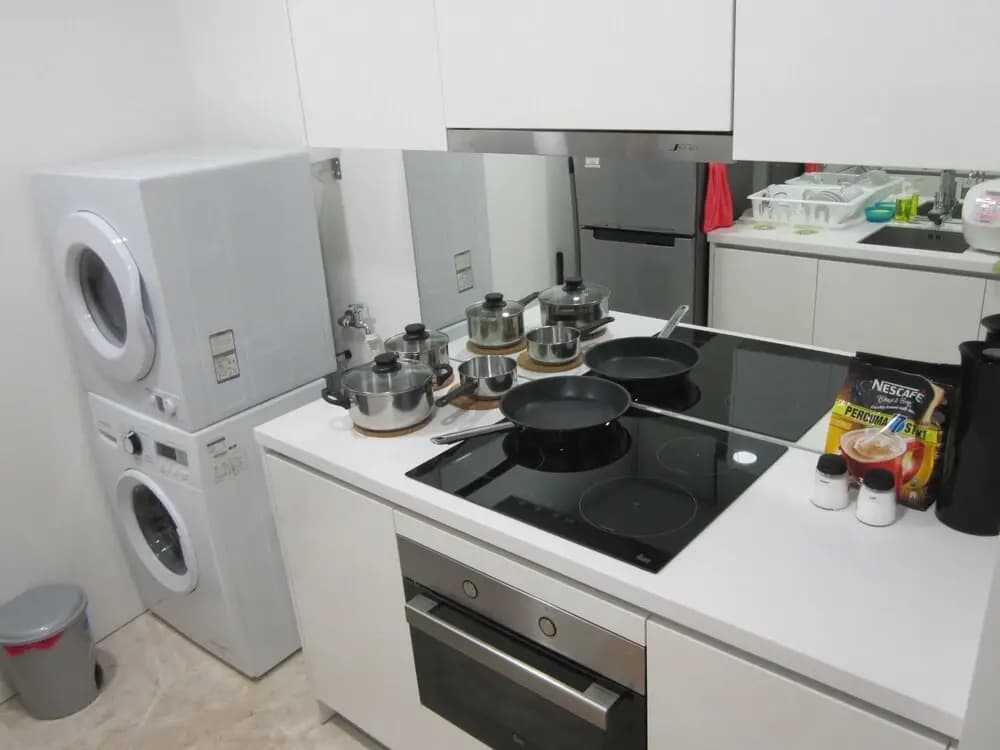 KLCC Vortex Serviced Suites - photo 25