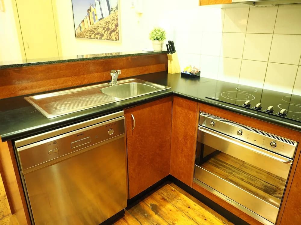 Flinders Lane Apartments formally Melbourne City Stays - photo 18
