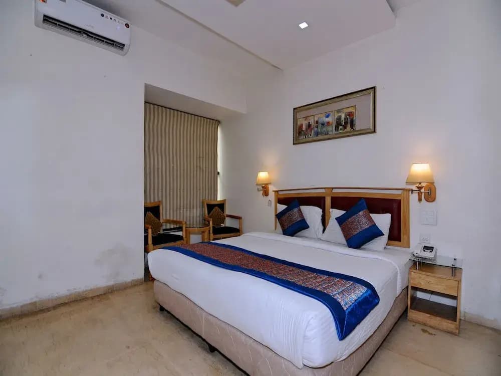 Sam Hotel - photo 5