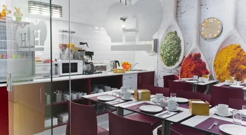 Hostal Royal Cruz - photo 26