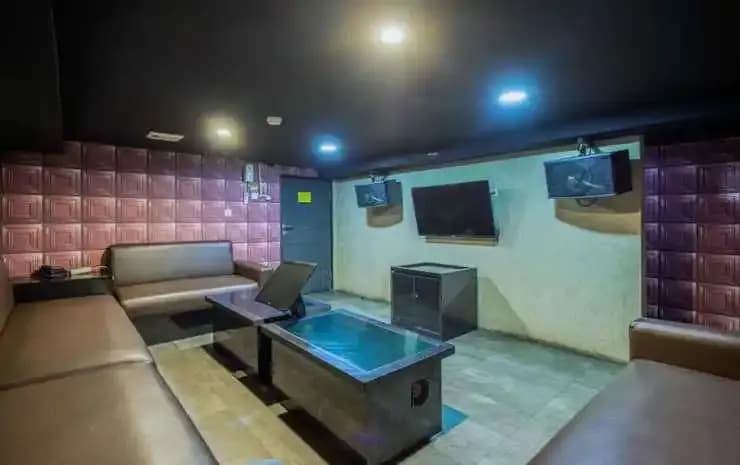 Infiniti Hotel - photo 2