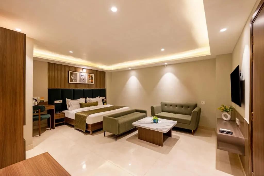 Saltstayz Premier - Paschim Vihar - photo 3