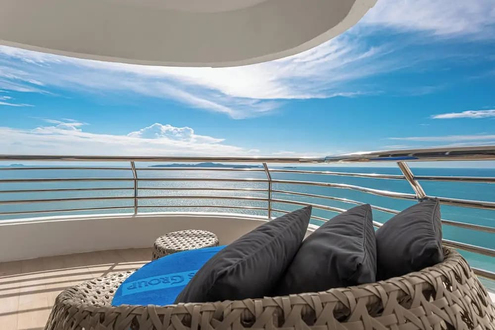 Royal Cliff Hotels Group - photo 19