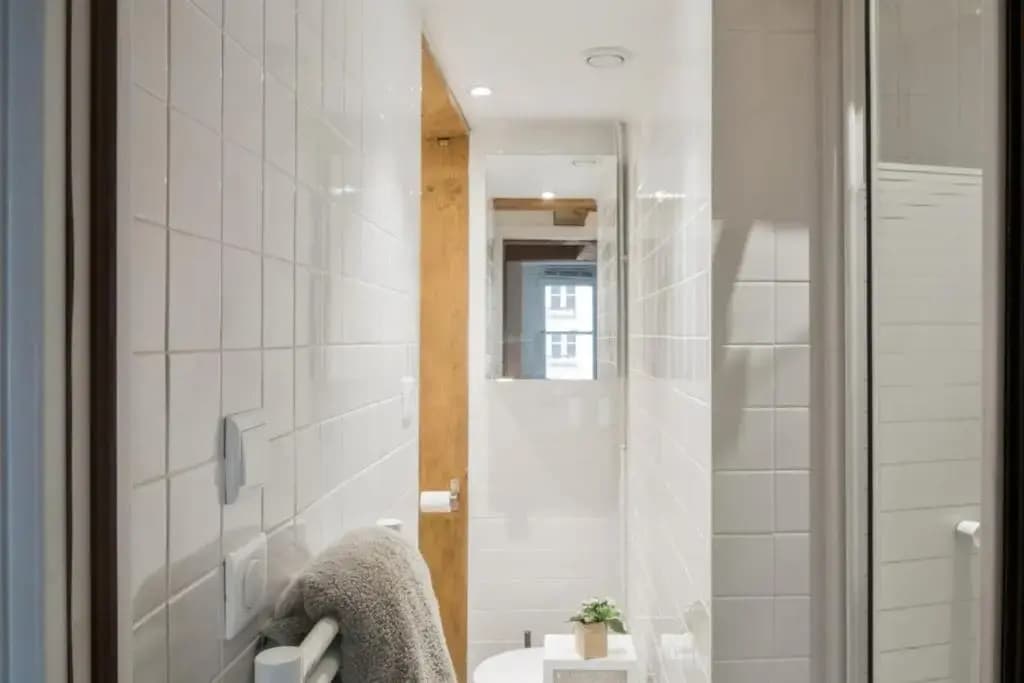 Calm and atypical studio close to Quartier Latin in Paris - Welkeys - photo 2