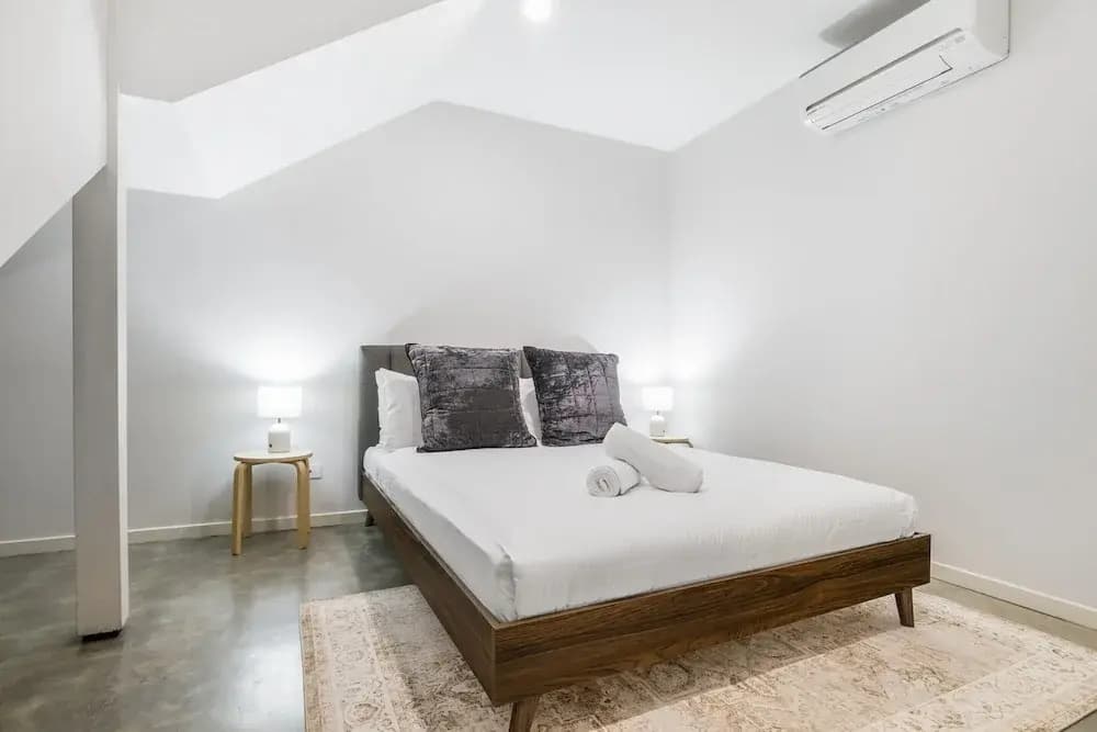 Northcote 3-bed Townhouse Near Cafes & Shops - photo 5