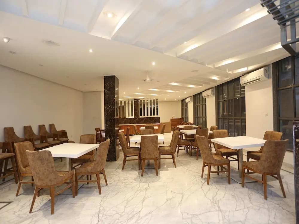 OYO 14481 Almati Inn - photo 14