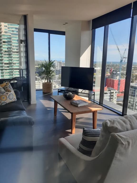 Top Floor Stunning Views - photo 16