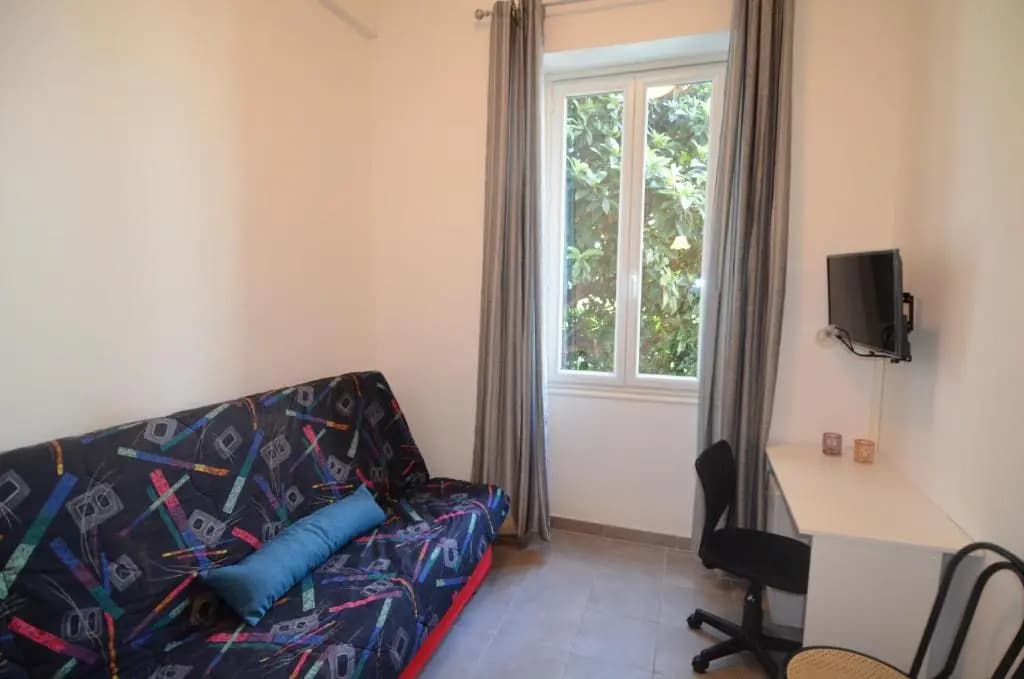 Appartement 4 Personnes Dans Les Hauteurs du Port de Nice - photo 4