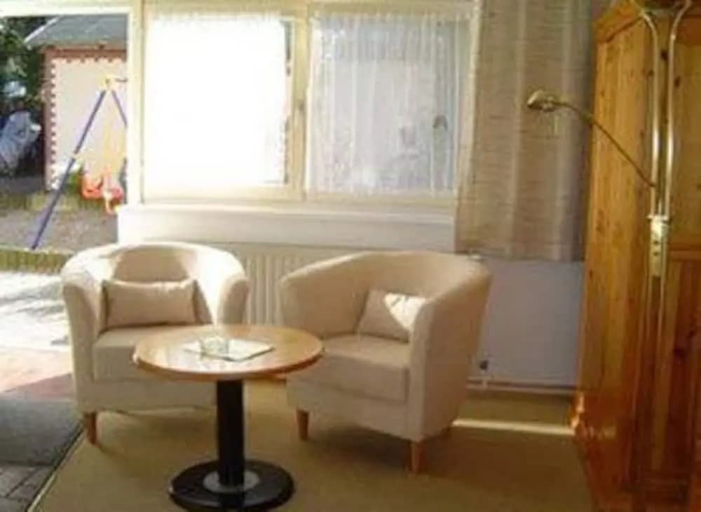ApartHotel Landhaus Lichterfelde Berlin - photo 2