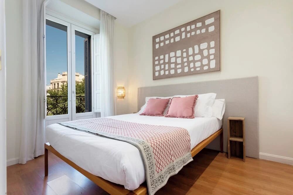 Central 2BD Apt Facing Torre Madrid Duque de Osuna - photo 5