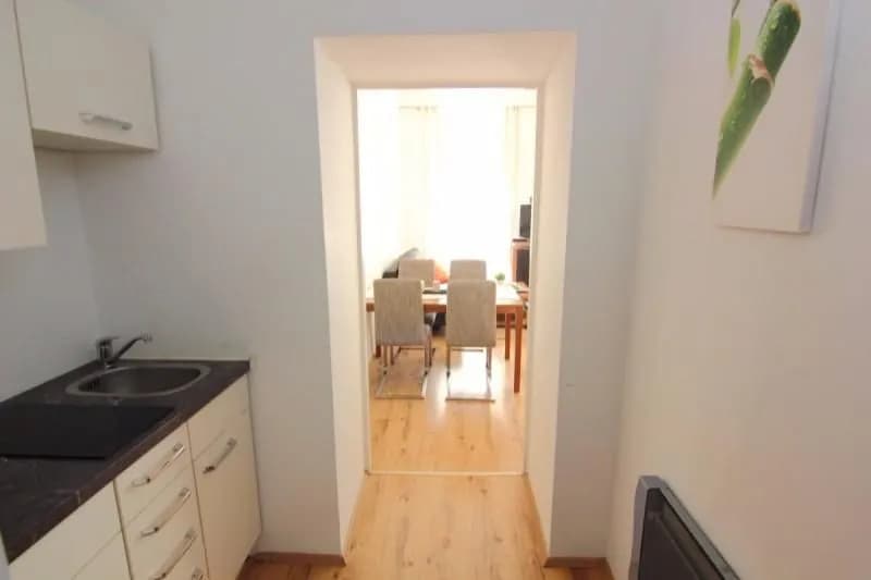CheckVienna – Apartment Ölweingasse - photo 9