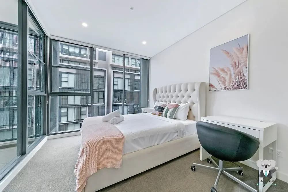 Kozyguru | Zetland | High Level 2Bed Apt & Parking - photo 1