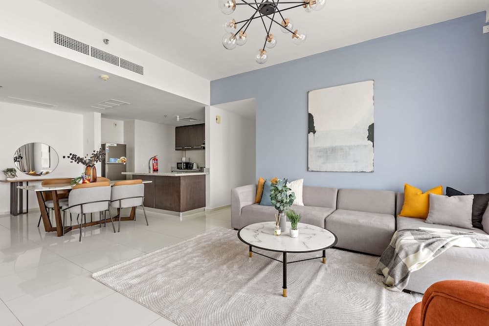 Silkhaus Chic 2BR in Horizon Tower Near Beach - photo 2