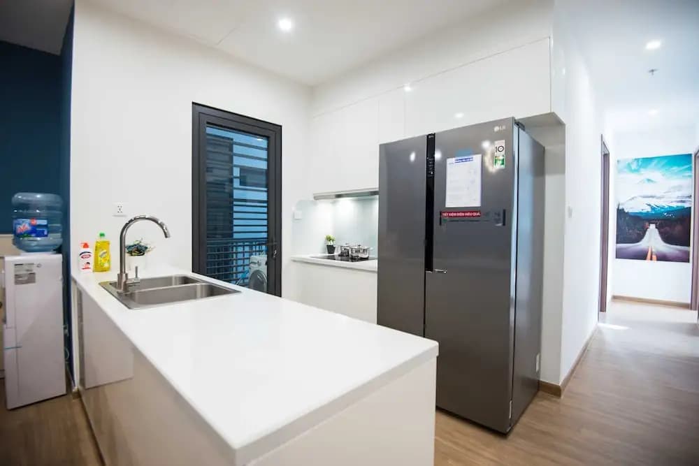 Bayhomes Skylake Serviced Apartment - photo 5