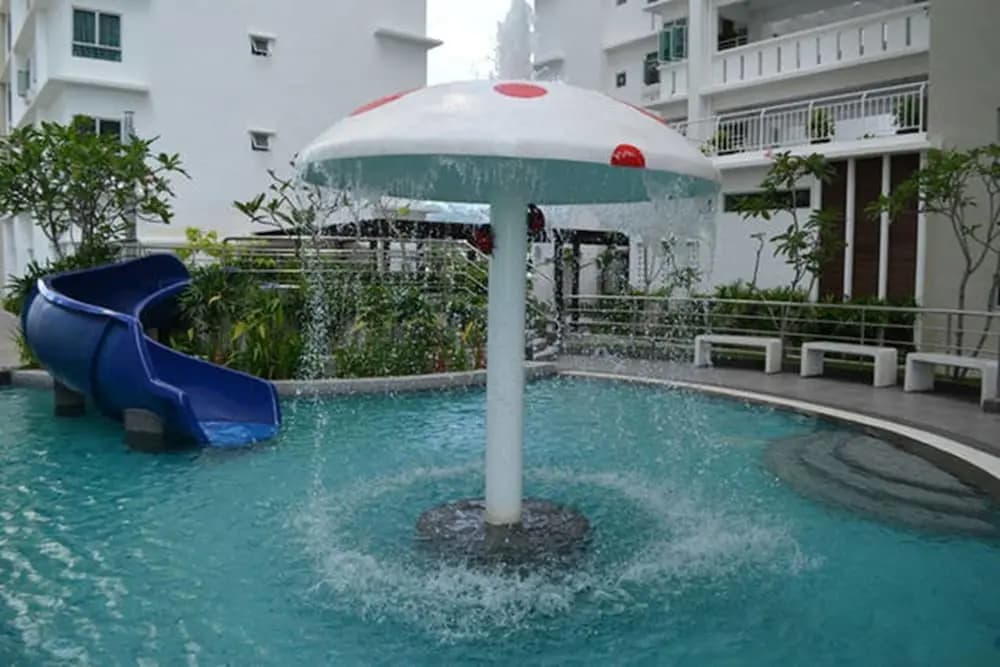Sky Holiday Home - City View - photo 9